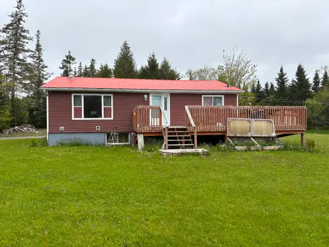 Cozy country bungalow Two acres of land.