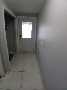 Townhouse for Rent in Thickwood - Photo 2