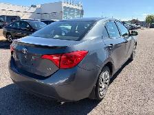 2019 Toyota Corolla LE - Photo 5