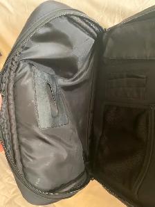 Toshiba Laptop Bag, multiple compartments, like new / tout neuf - Photo 6