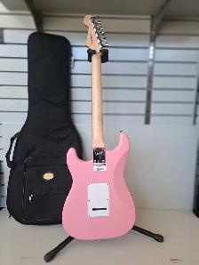 Squier bullet strat w/bag (33082689) - Photo 2