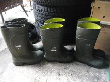 STEEL TOE STEPLITE PROTECTIVE BOOTS  SIZES 6,  7,  AND 8