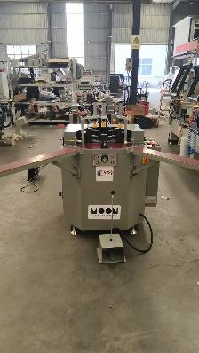 4-Head Corner Crimping Machine - Photo 5