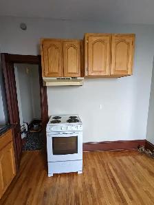 333 Main St #4 - 3BR North, Top Floor, Spacious, Deck, W/D - Photo 14