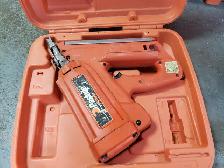 TWO PASLODE NAILERS WITH GOOD BATTERY - Photo 6