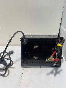Schumacher 10/2 Amp Dual Rate Battery Charger - Photo 5