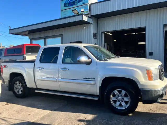4x4 ~ 2013 GMC Sierra 1500 Crew cab ~ SAFETIED