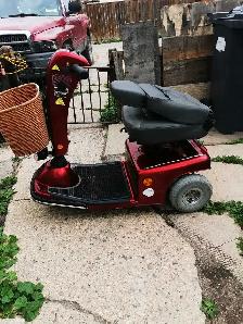 SHOP RUNNER SHOPRIDER MOBILITY SCOOTER - Photo 4