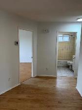 VAUDREUIL-DORION 4-1/2 - 2 BEDROOM / 2 CAC -  RENOVEE $1400 - Photo 4
