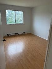 VAUDREUIL-DORION 4-1/2 - 2 BEDROOM / 2 CAC -  RENOVEE $1400 - Photo 5