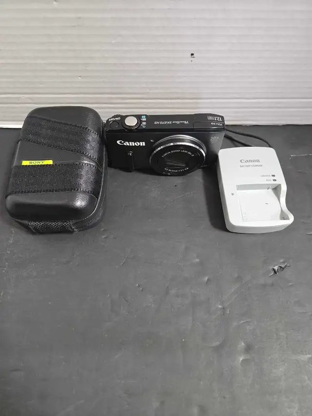 Canon Powershot SX270 With Bag