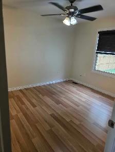 FANTASTIC PRISTINE CLEAN 2 BED 1 BATH NEAR THE U! - Photo 6
