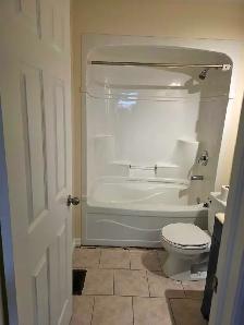 FANTASTIC PRISTINE CLEAN 2 BED 1 BATH NEAR THE U! - Photo 7