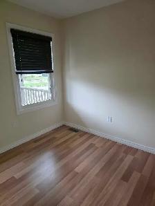 FANTASTIC PRISTINE CLEAN 2 BED 1 BATH NEAR THE U! - Photo 8