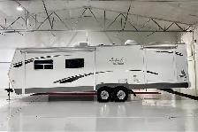 2006 Northwood Arctic Fox 33A Silver Edition – Travel Trailer. - Photo 5
