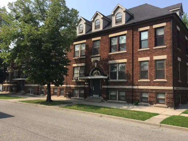 One-Bedroom Basement Apartment Near University & Riverfront