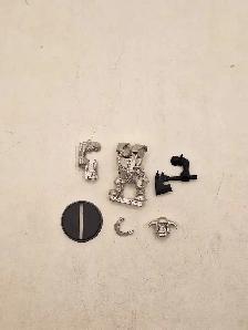 Warhammer 40k ork Metal OOP Nob in Bits