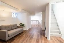 Upper Beaches 1 Bed Basement Suite - Private Entrance