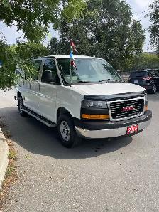 2015 GMC Savana Cargo Van ONLY 159,000 KMS  /  REVERSE CAMERA - Photo 5