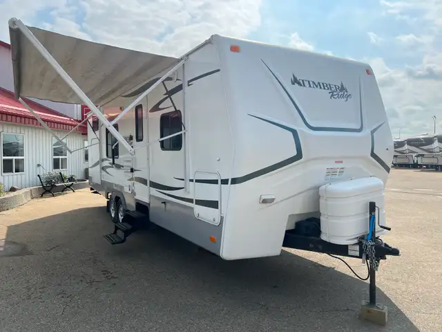 2010 Outdoors RV Timber Ridge 260BH, BUNKS, REAR BATHROOM
