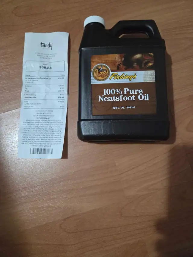 sealed jug new 100% pure Neatsfoot  leather oil