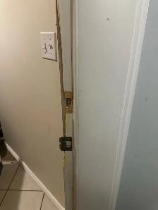 selling, cracked door frames selling, busted door slabs and/or f - Photo 2