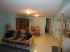 One bedroom basement suite in Haysboro, SW Calgary - Photo 4