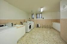 2 Bedroom Apartment for Rent, St. Clair Ave. West & Spadina Rd.! - Photo 11