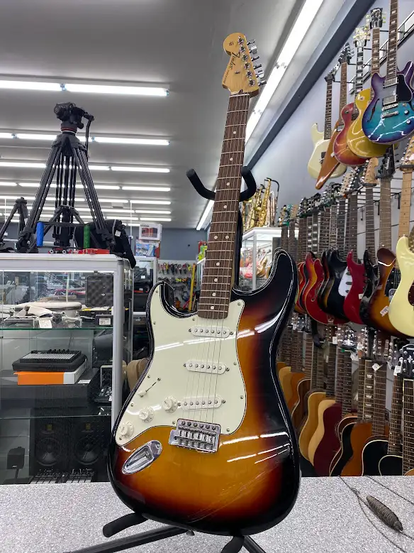 Fender Stratocaster Sunburst Mexico 2015 Electric Guitar