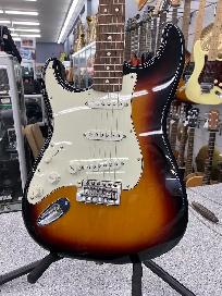 Fender Stratocaster Sunburst Mexico 2015 Electric Guitar - Photo 3