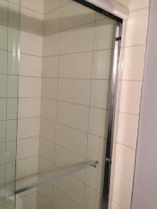 selling, Hi Q Shower glass doors placing,bathtubs doors,fixing, - Photo 2