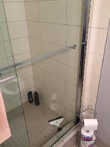 selling, Hi Q Shower glass doors placing,bathtubs doors,fixing, - Photo 4