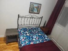 GRANDE CHAMBRE MEUBLÉE – tout inclus-libre maintenant - Photo 3