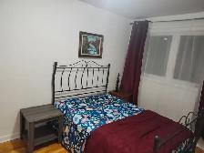 GRANDE CHAMBRE MEUBLÉE – tout inclus-libre maintenant - Photo 4