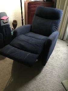 rocker recliner in great shape