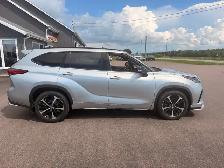 2021 Toyota Highlander - Photo 8