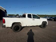 2022 Chevrolet Colorado - Photo 8