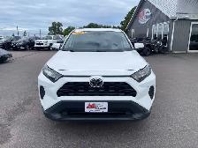 2022 Toyota Rav4 - Photo 3