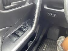 2022 Toyota Rav4 - Photo 17