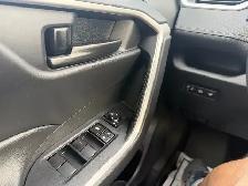 2022 Toyota RAV4 - Photo 15