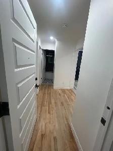 BEAU 4½  2e triplex complètement RÉNOVÉ–-LIBRE MAINTENAN - Photo 8