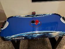 Air Hockey Table. - Family Fun - Photo 2