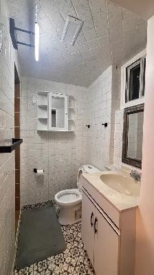 Cozy apartment for rent at Eglinton/caledonia area - Photo 9