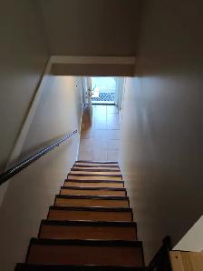 In Merritt 3 Bed 1 Bath duplex for 2100 plus utilities - Photo 7