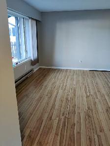 In Merritt 3 Bed 1 Bath duplex for 2100 plus utilities - Photo 8