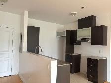 CONDO 4½ À LAVAL | 2 CHAMBRES |2 BAINS | 2 STATIONNEMENT IGARAGE - Photo 9