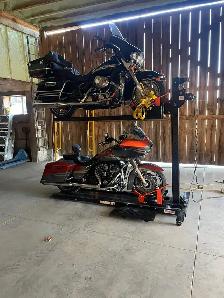 Snowmobile Storage Lift - Photo 4