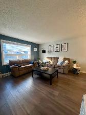 3 Beds 2 Bath House for Rent in River Park South - Photo 3