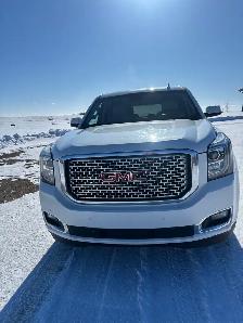 2017 GMC YUKON DENALI 4WD – 6.2L V8 - Photo 4