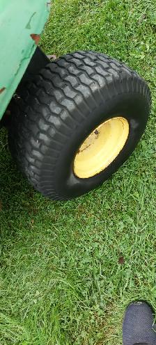 L110 JOHN DEERE (PARTING OUT) - Photo 4